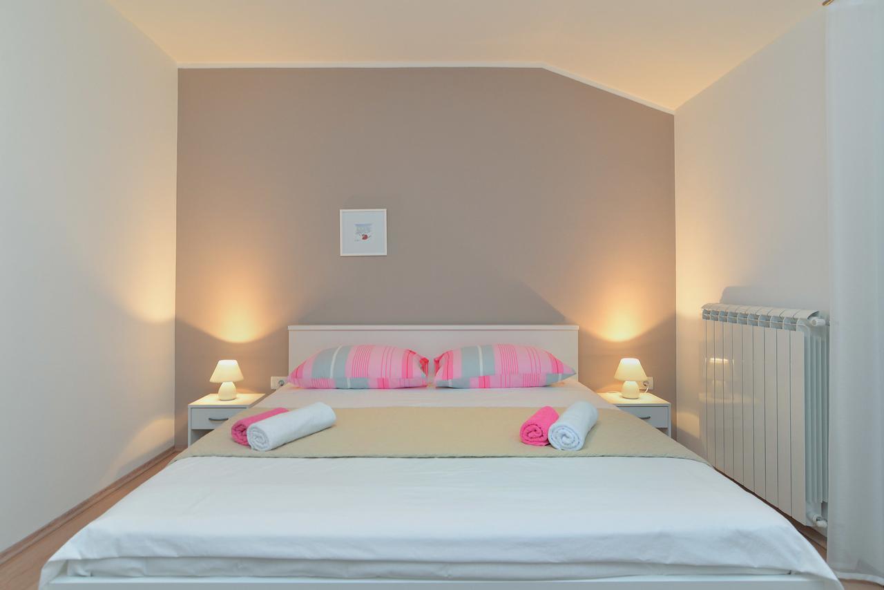 Olivera 1726 Apartman Pula